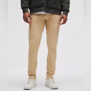 Lululemon Men’s ABC 5 Pocket Pant- Size 31W X 32L Slim Fit- Color: Khaki
